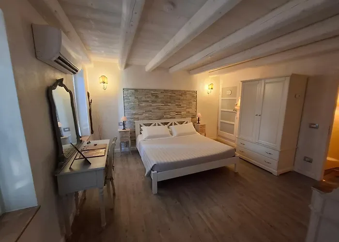 Corte Colli Antichi Bed & Breakfast