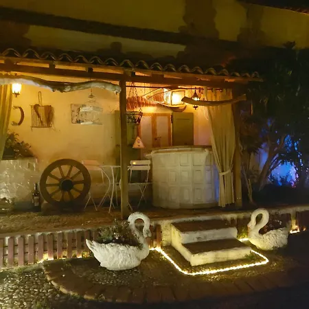 Corte Colli Antichi 住宿加早餐酒店 *