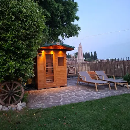 Bed & Breakfast Corte Colli Antichi 3*