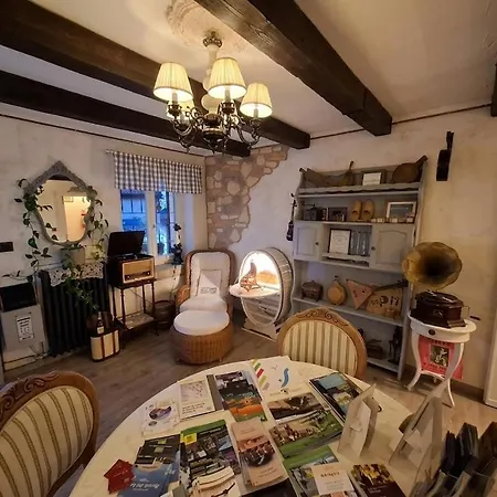 Bed & Breakfast Corte Colli Antichi 3*