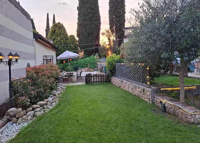 Corte Colli Antichi Bed & Breakfast Sona