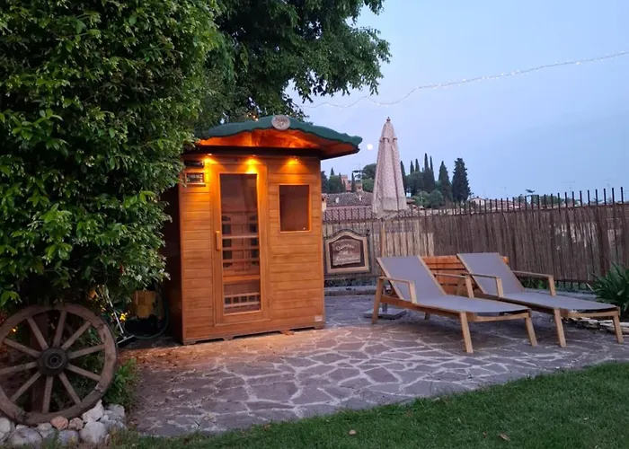 Bed & Breakfast Corte Colli Antichi 4*