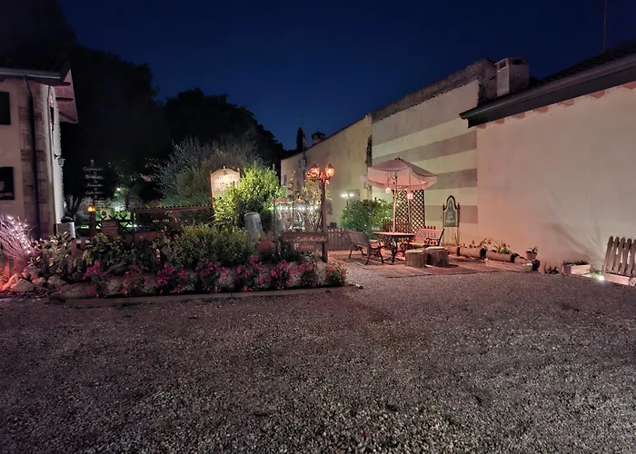 Corte Colli Antichi Bed & Breakfast Sona