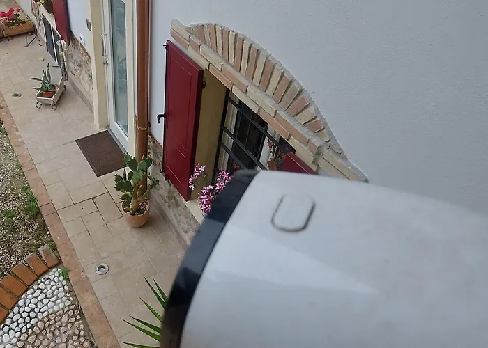 Corte Colli Antichi Bed & Breakfast 4*